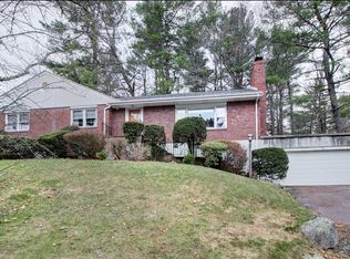 5 Old Middlesex Path, Arlington, MA 02474