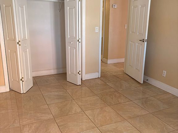 3rd image of 1901 N Atlantic Ave APT 10