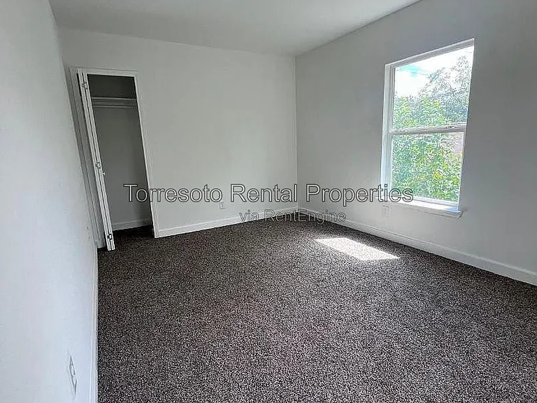224 W Pyron Ave #C — Photo 6