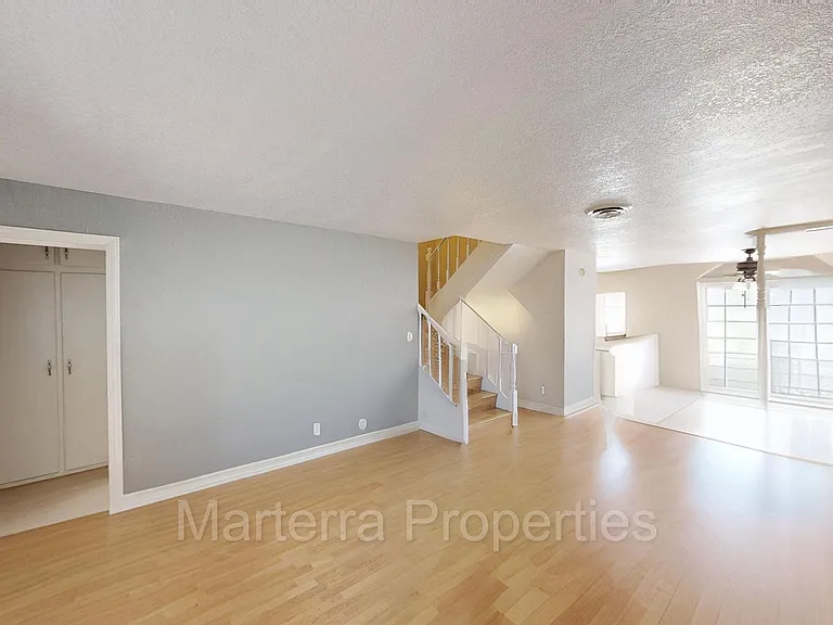 119 Morristown Ln — Photo 3