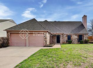 1702 Pleasant Trl, Euless, TX 76039