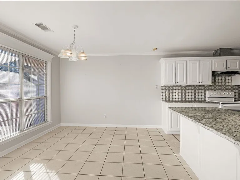 12711 Misty Creek Dr — Photo 18