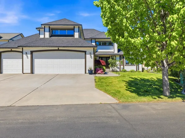 7 Buttercup Ct, Pasco, WA 99301