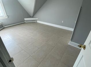 200 Rosa Parks Blvd FLOOR 3, Paterson, NJ 07501