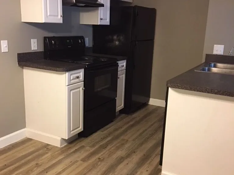 Pinnacle Estates Apartments — Photo 9