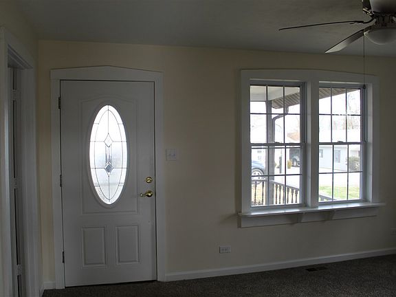 5th image of 523 W Charles St