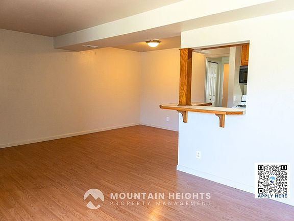 3rd image of 415 E Creekside Cir APT C