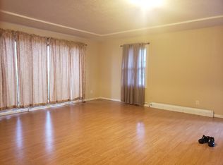 16022 NE Flanders Ct, Portland, OR 97230