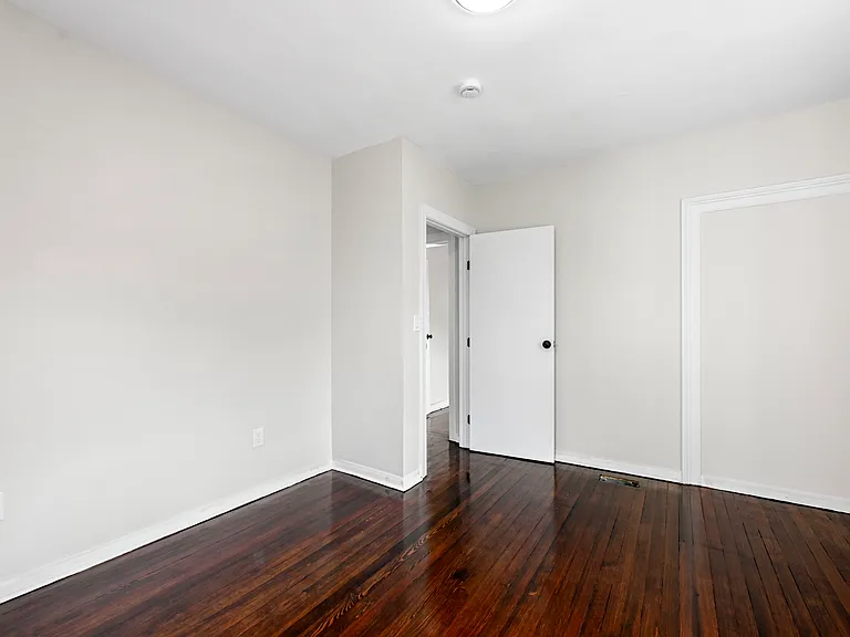 69 Maple St — Photo 18