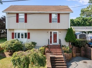1117 Newhall St, Fall River, MA 02721