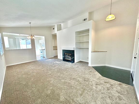 2nd image of 32055 Calle Ballentine