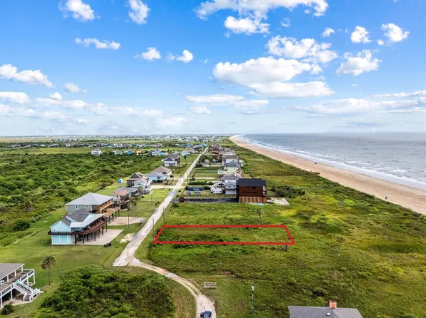 332 Atkinson St, Crystal Beach, TX 77650