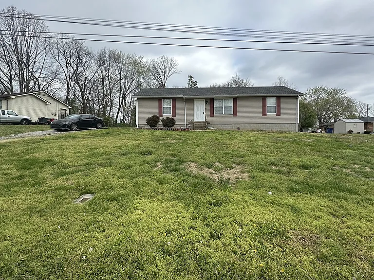 361 Dupuis Dr — Photo 3