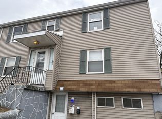 610 Killingly St FLOOR 2, Johnston, RI 02919