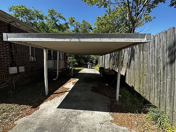 3rd image of 2150 S Boland Cir