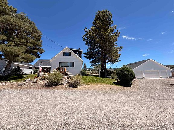 4th image of 240 Sierra View Dr