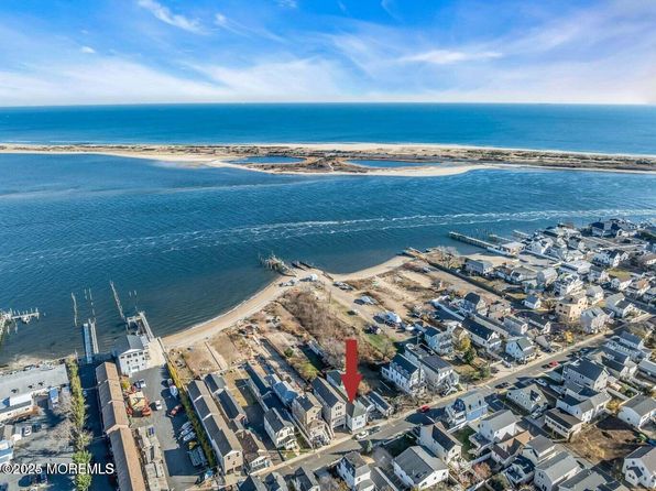 48 5th St #B