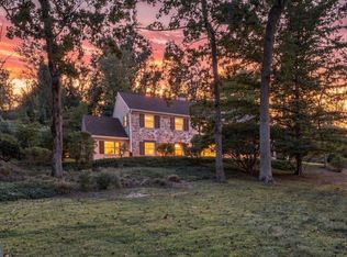 373 Ivy Ln, Glen Mills, PA 19342