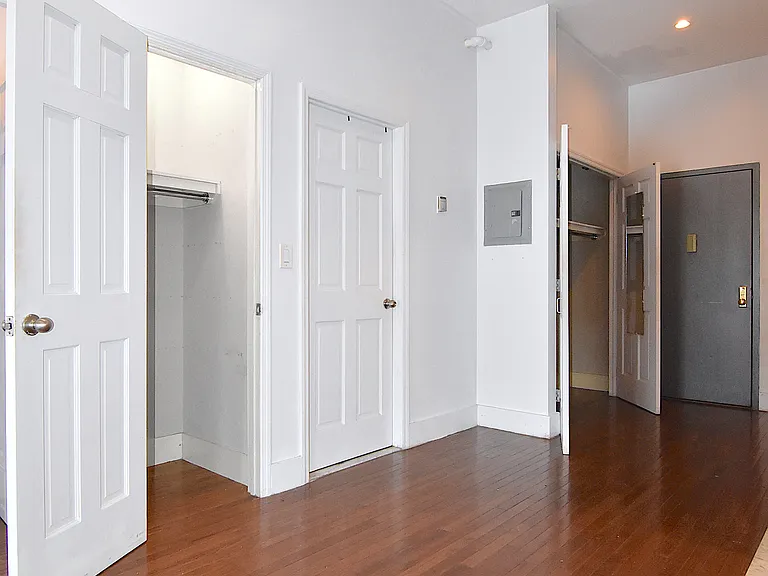 1227 Broadway #2R — Photo 12