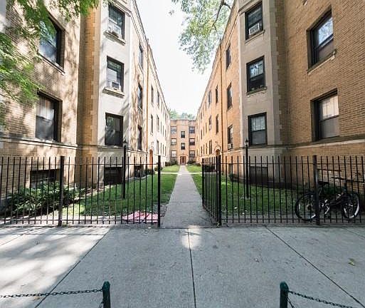 3rd image of 2239 1/2 N Bissell St #3e3rd