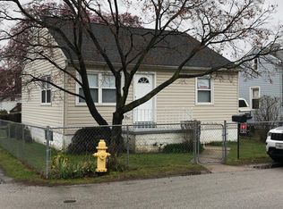 350 Cresswell Rd, Baltimore, MD 21225