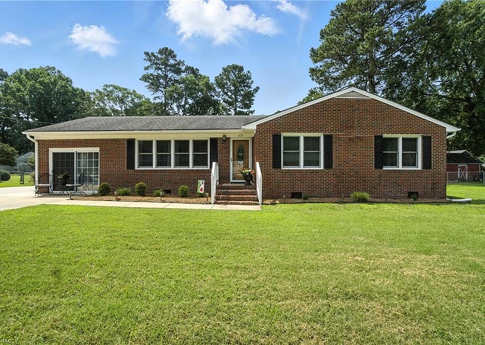 1st image of 319 Pond Dr