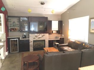 116 Chapala St #A, Santa Barbara, CA 93101