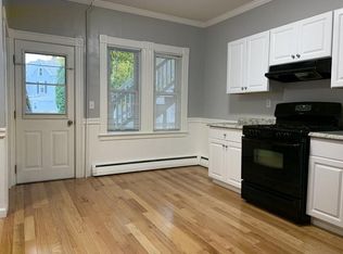 11 Whitney Ave APT 1L, Beverly, MA 01915