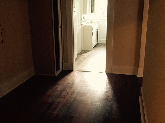 5th image of 892 Woodruff Place Middle Dr APT 7