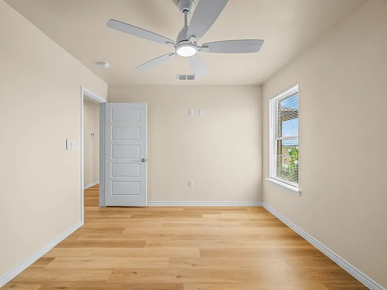 11207 N Cres #2800-A — Photo 13