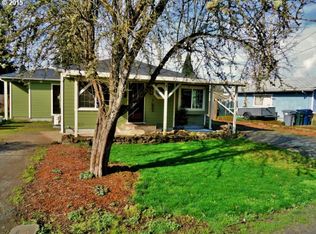 210 S 51st Pl, Springfield, OR 97478