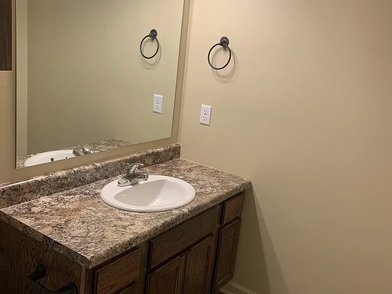 750 Heritage Dr — Photo 18
