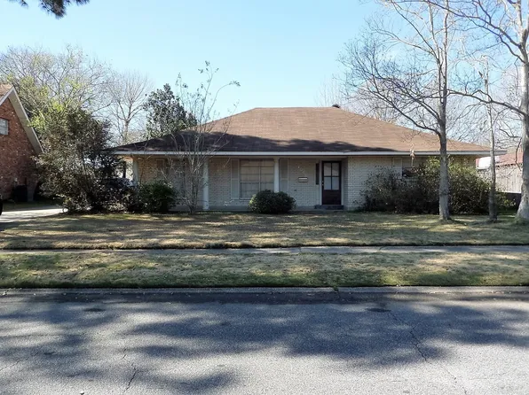 1030 Oakley Dr, Baton Rouge, LA 70806