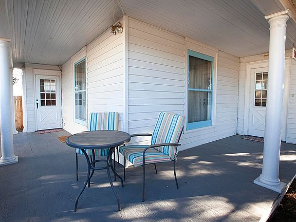 2nd image of 301 S 2nd St