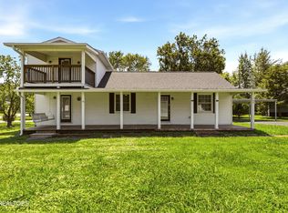 108 Meadowbrook St, Clinton, TN 37716