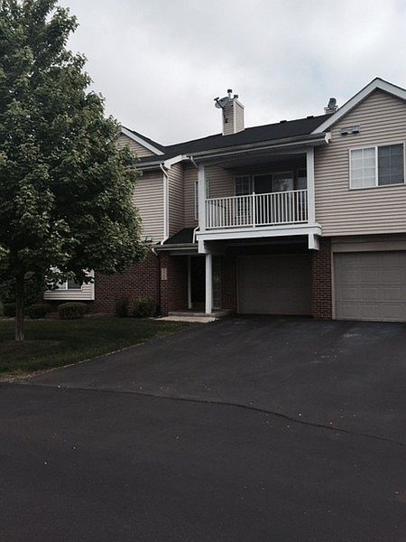 2nd image of 3282 Skyline Dr #157