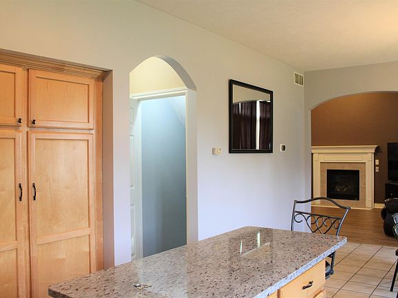 4th image of 4688 Wild Meadow St