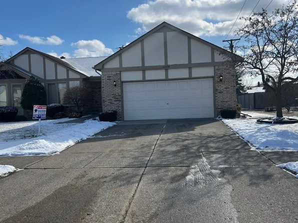 16006 Amore St, Clinton Township, MI 48038