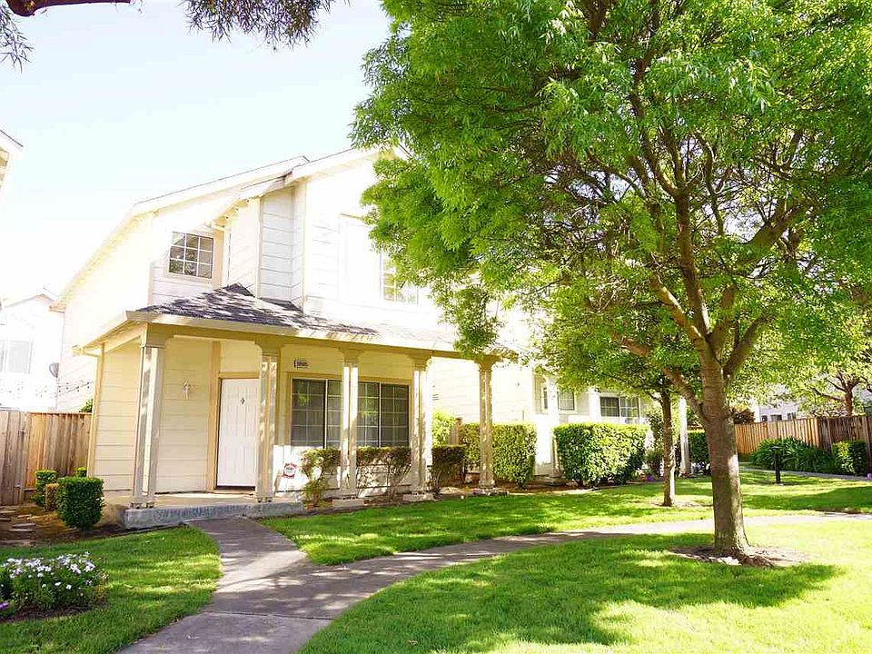 1st image of 39885 Potrero Dr