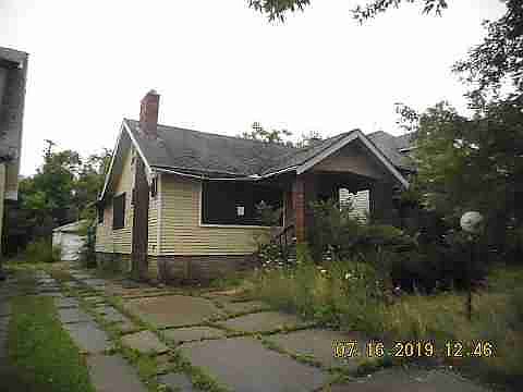 5558 Ivanhoe