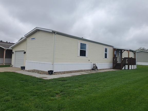 Exterior Image-1-Champion C50 Camelot Village