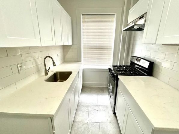 110 Belgrove Dr #26C