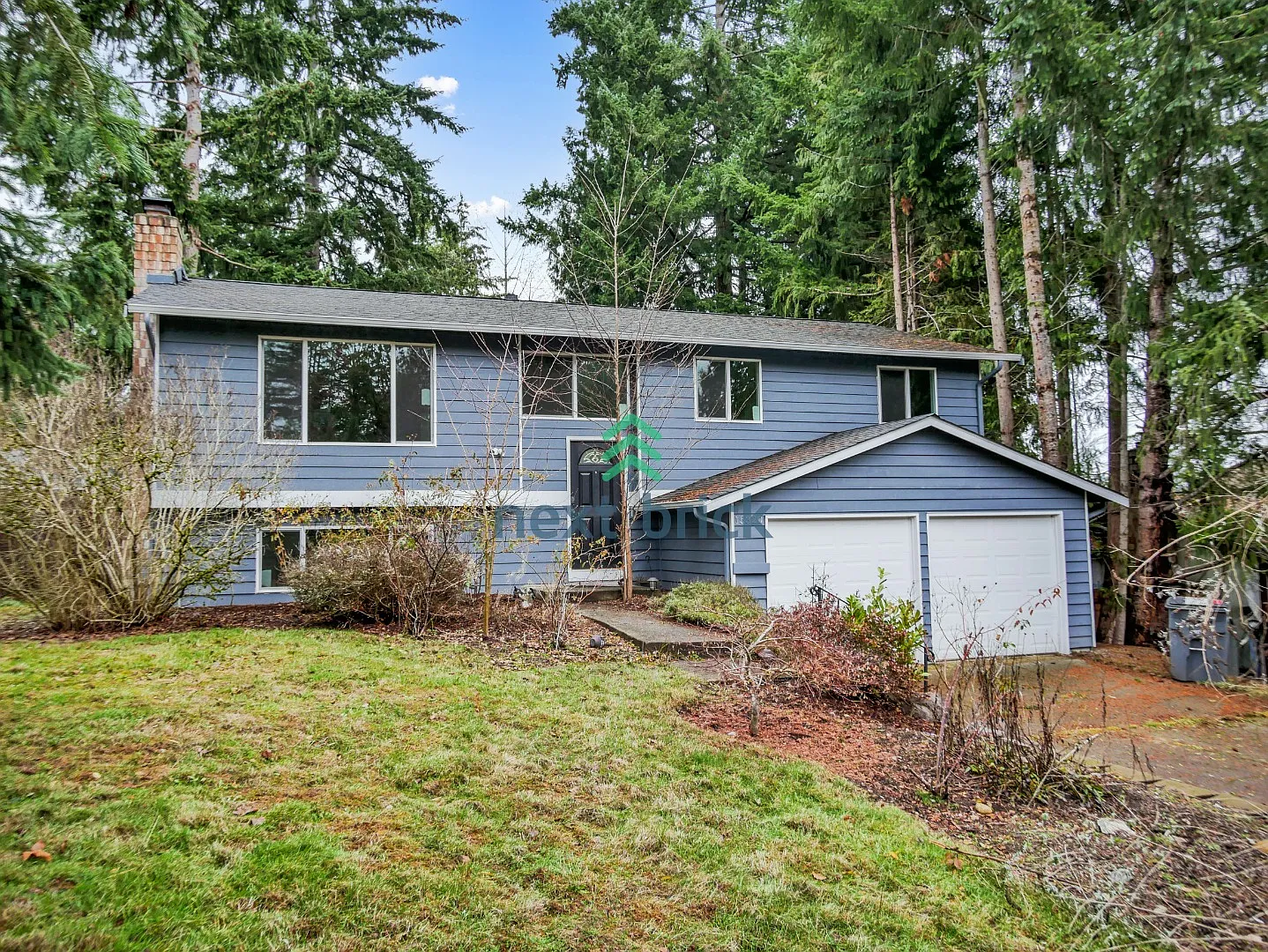4 Bedroom | 2.75 Bathroom Home for Rent — Photo 2