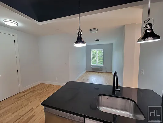 Rented by Highline Residential | media 3