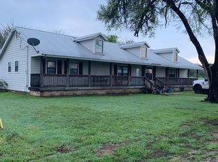 377 E Holmes St, Bluff Dale, TX 76433
