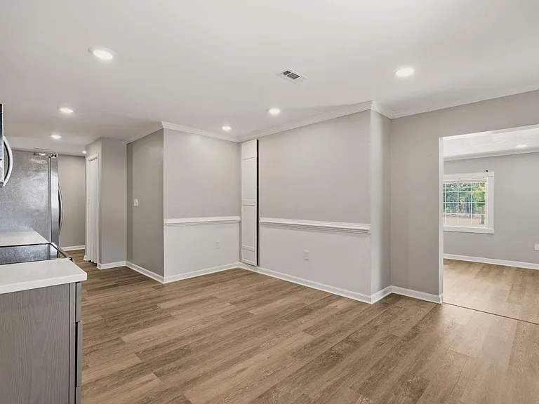 8304 Dangerfield Pl — Photo 21
