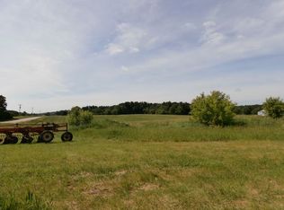 Hwy 49, Iola, WI 54945