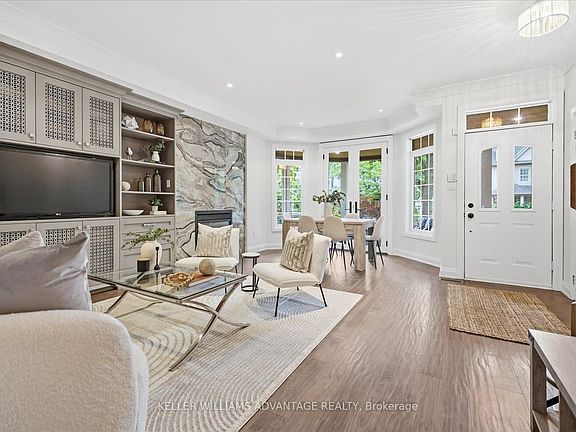 3rd image of 128 Boardwalk Dr