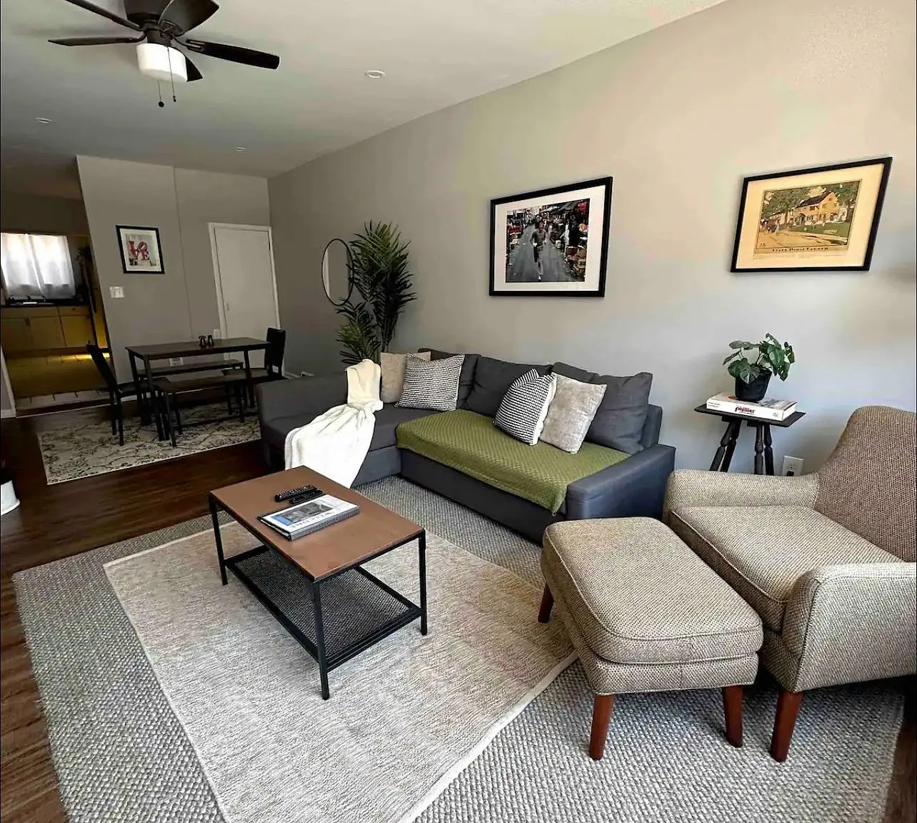 3 bed, 1.5 bath, 940 sqft, $2,100 — Photo 2