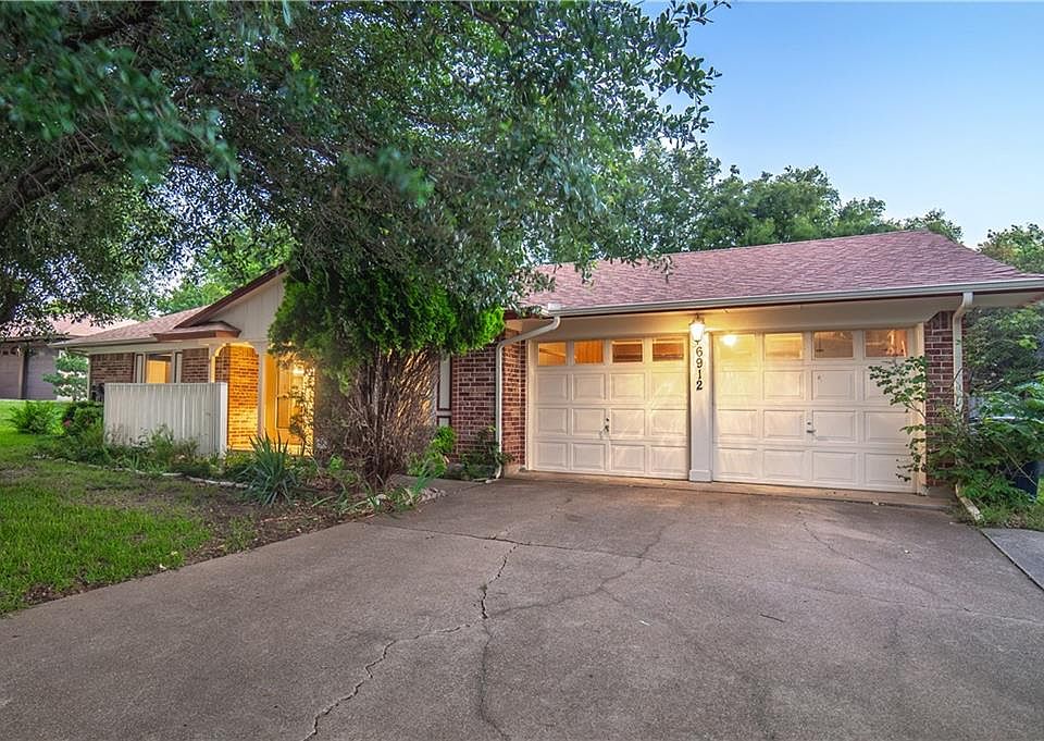 1st image of 6912 Trail Lake Dr
